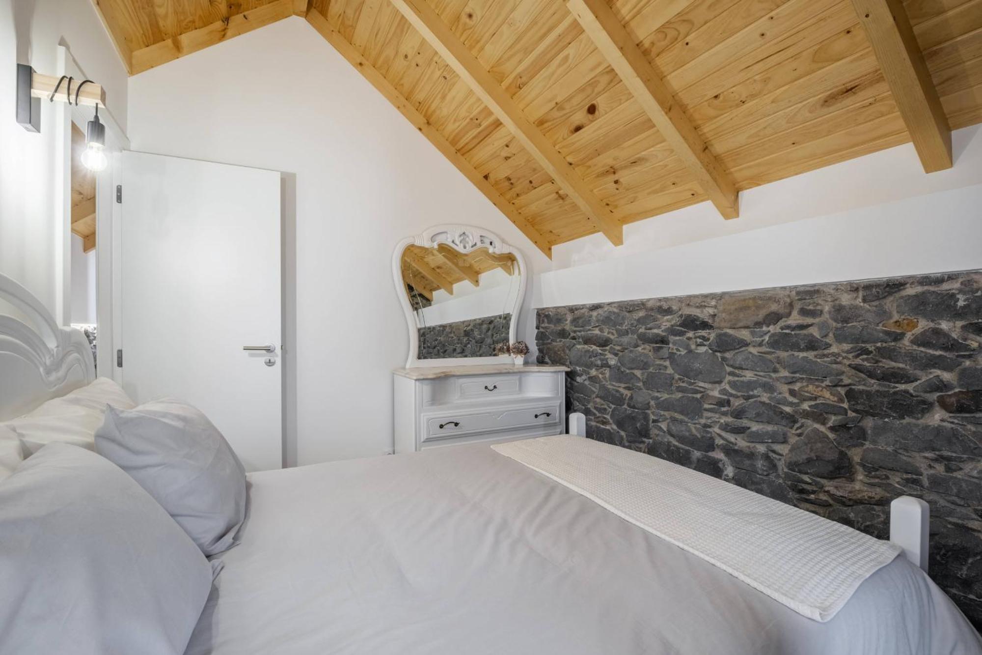 Mountain Retreat By Madeira Sun Travel Villa Porto Moniz Ngoại thất bức ảnh